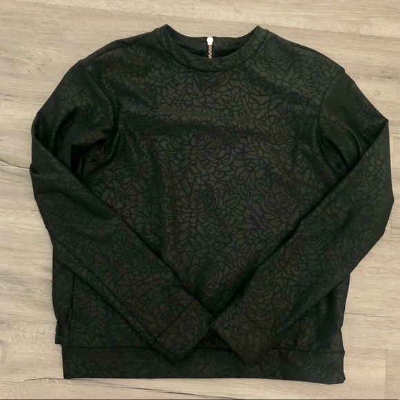 Lululemon Departure Top Petal Camo Embossed Black - Picture 2 of 16